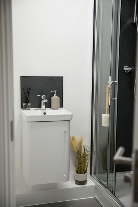  Bronze Studio  -  Francis Gardner  - Gallery -  6