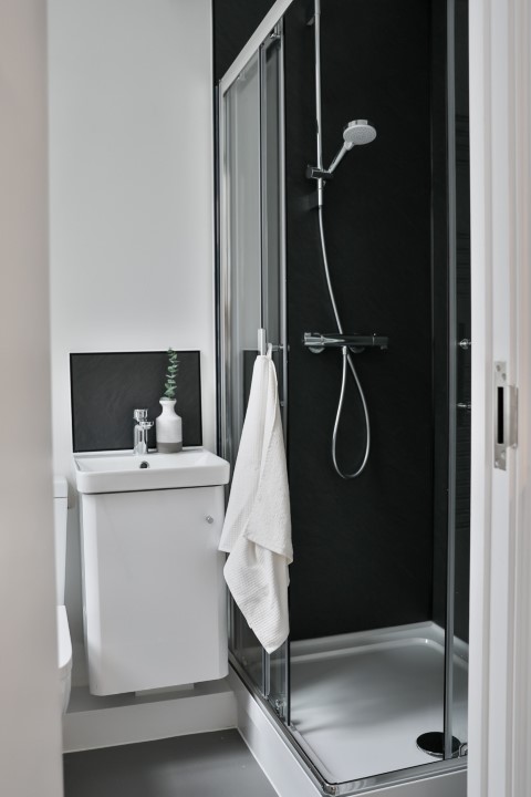  Silver Studio Plus  -  Francis Gardner  - Gallery -  4