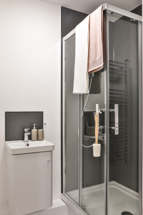  Platinum Penthouse Studio  -  Francis Gardner  - Gallery -  3