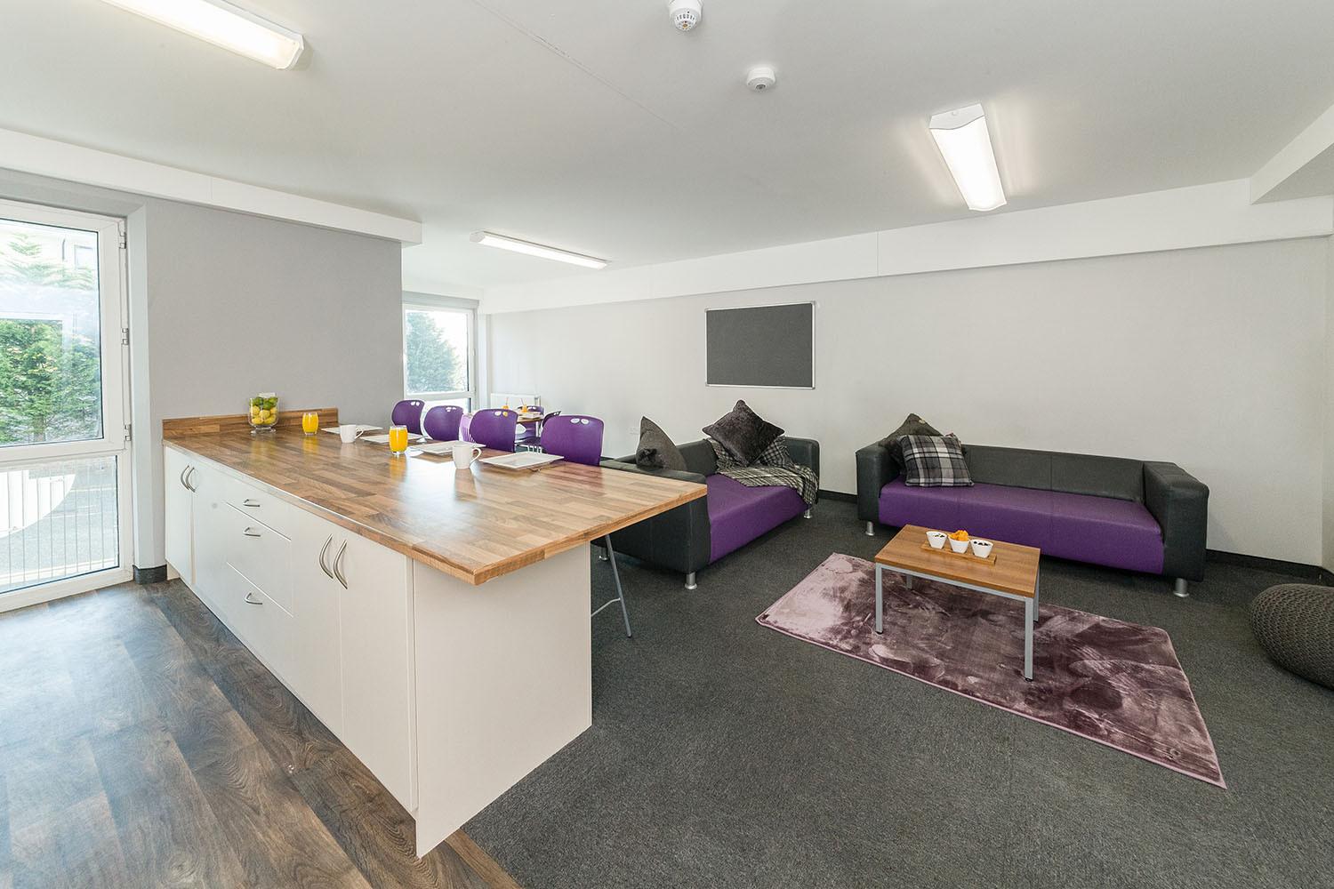  Bronze En-Suite  -  Quayside Court  - Gallery -  3