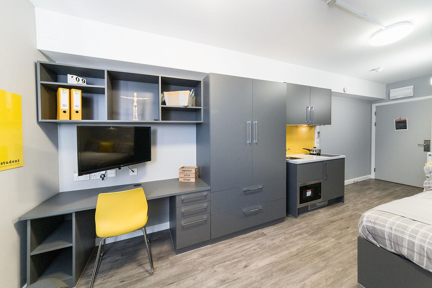  Gold Studio  -  Quayside Court  - Gallery -  3