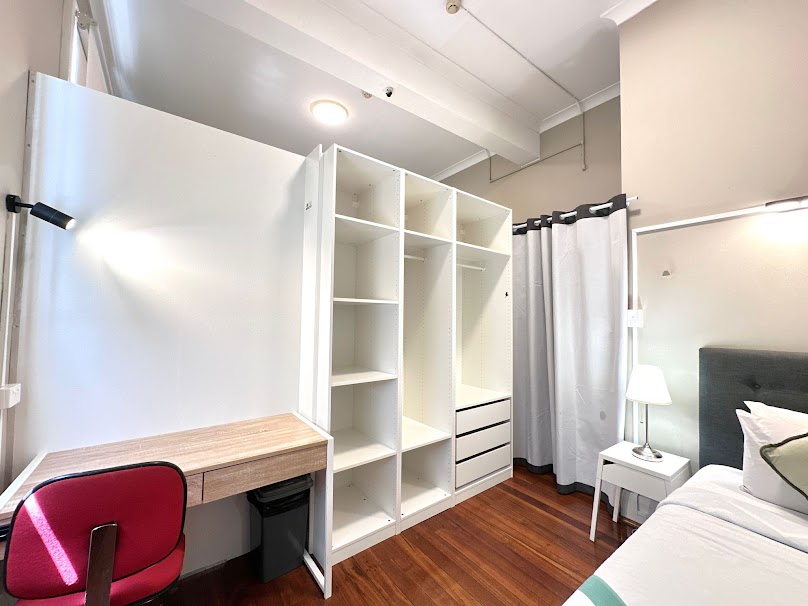 Single Bed In A Room Share - George St Haymarket - Gallery - 2