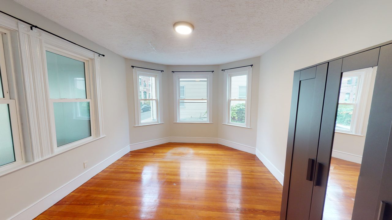 #1314: Allston - Queen Bedroom A - 9