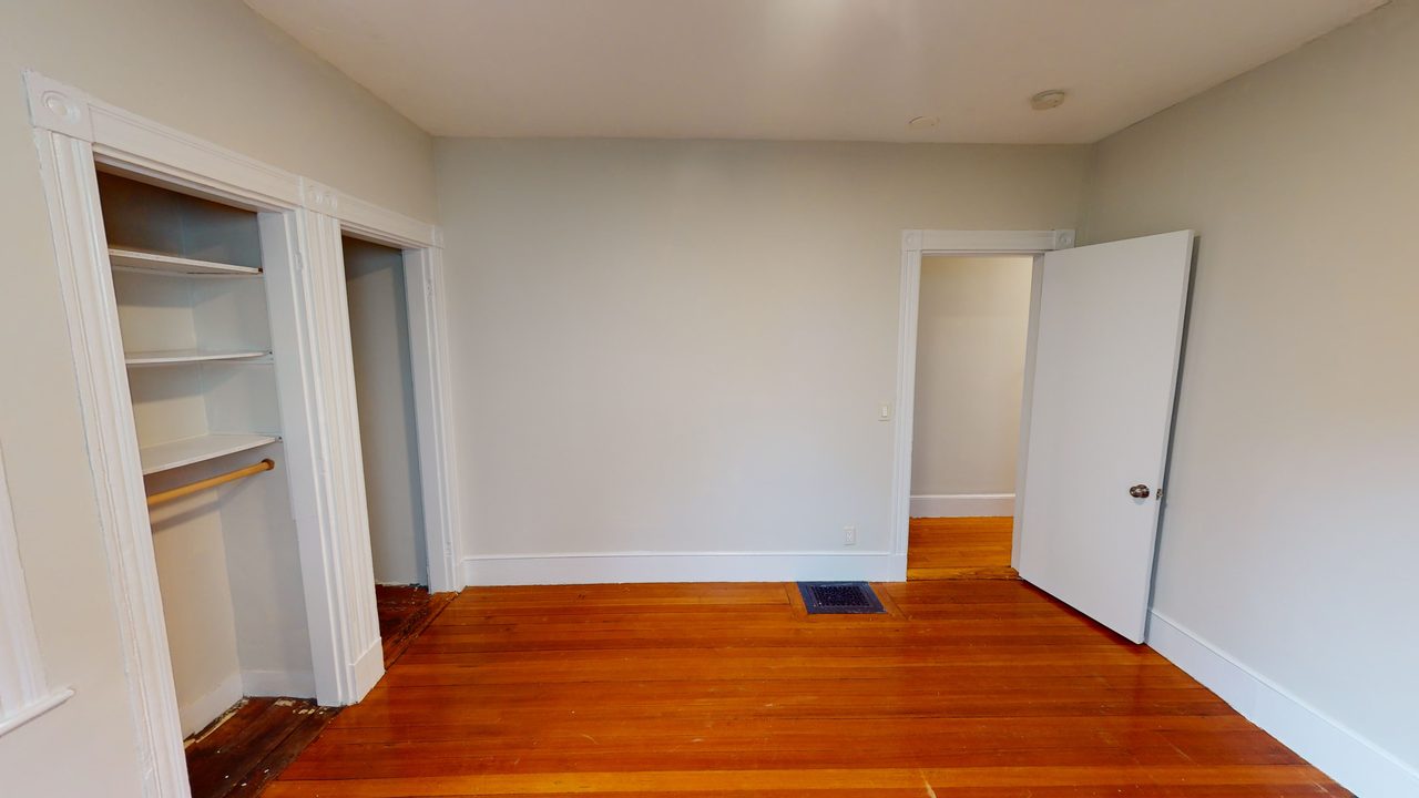  #1314: Allston - Queen Bedroom B  -  #1314: Allston  - Gallery -  8