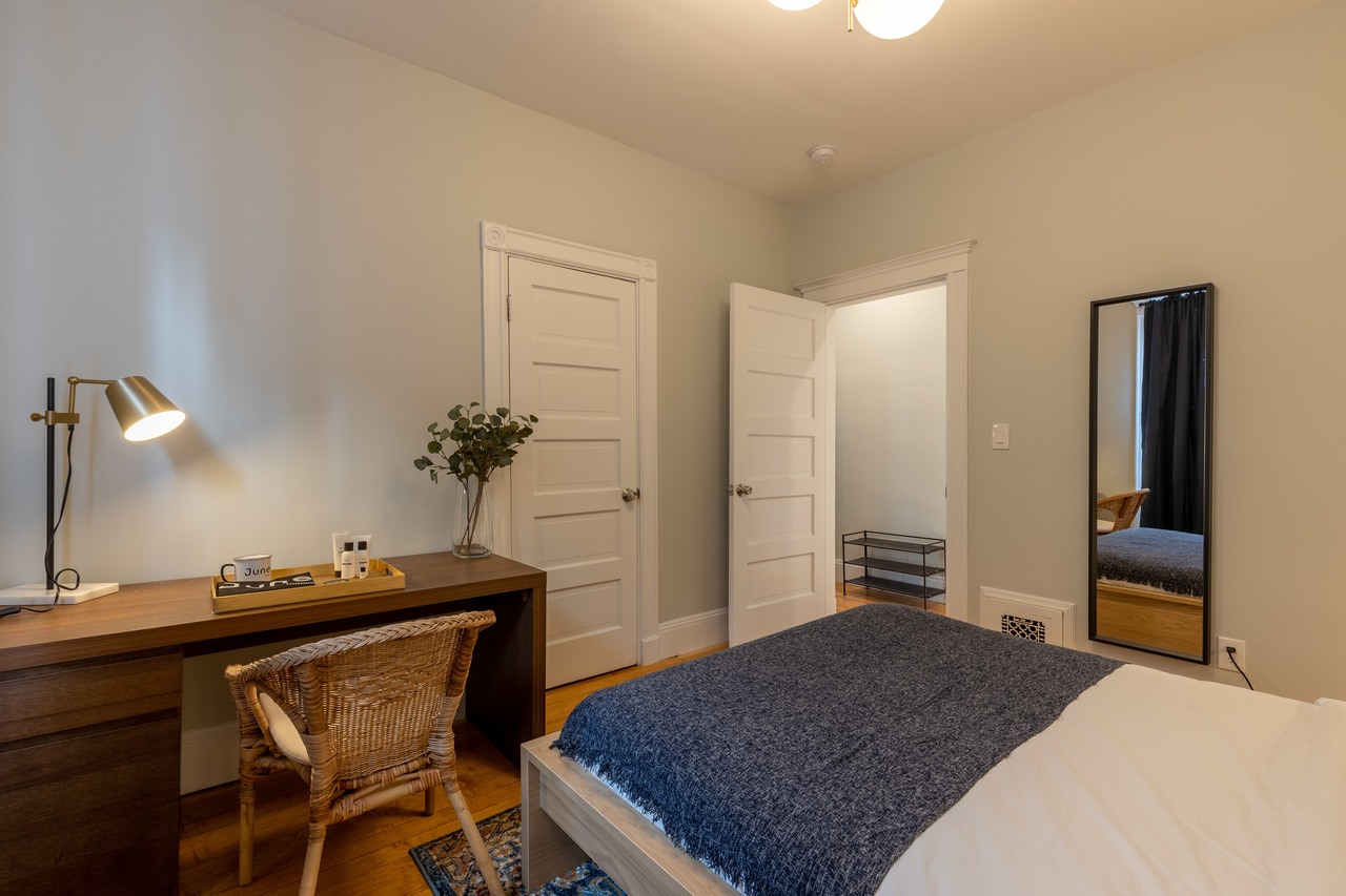 #330: Savin Hill - Queen Bedroom B - 2