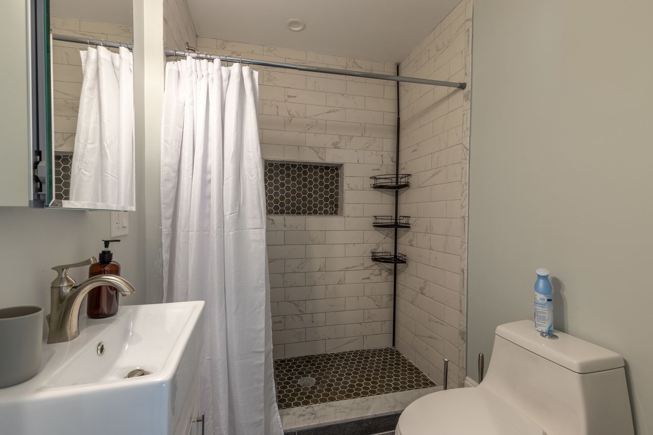 #330: Savin Hill - Queen Bedroom D - 10