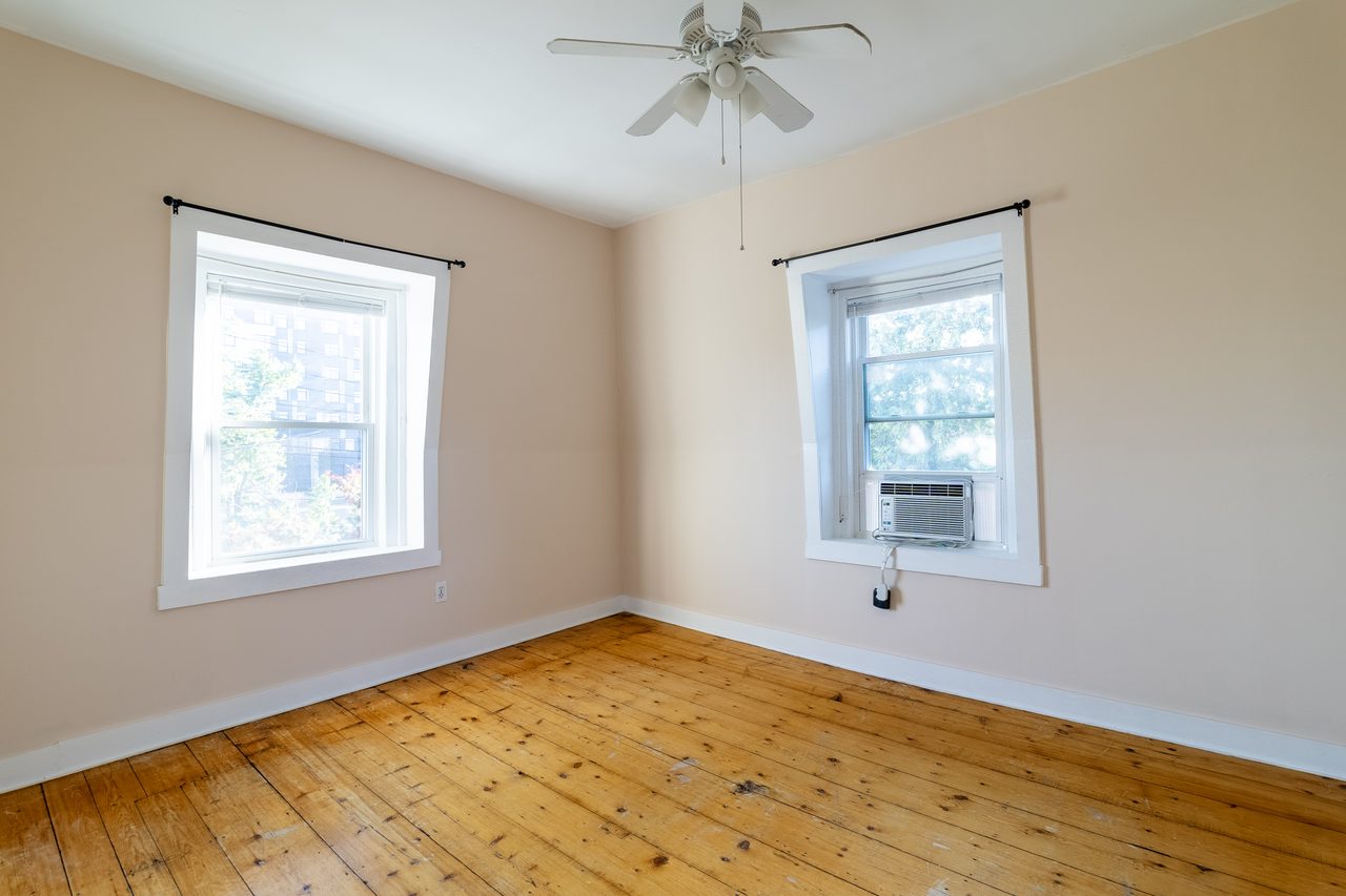 #1741: Allston - Queen Bedroom A - 14