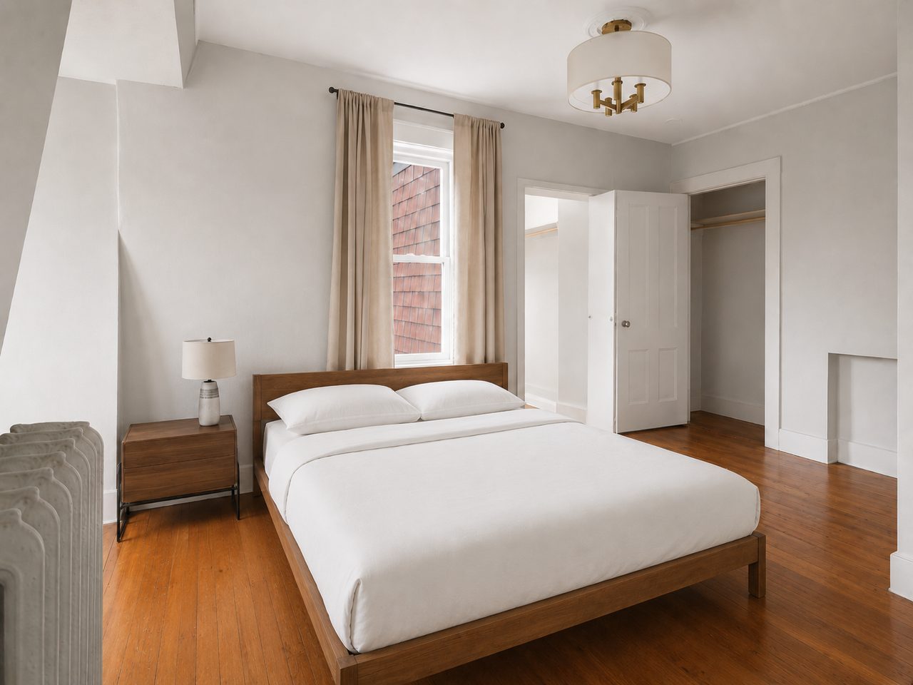 #585: Allston - Queen Bedroom B - 15