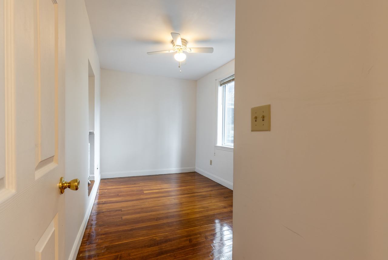  #368: Brighton - Full Bedroom D  -  #368: Brighton  - Gallery -  15