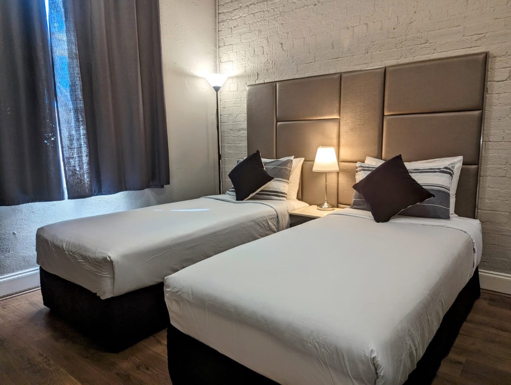 Twin/King - Standard - Glebe Point Rd, Glebe - Gallery - 5