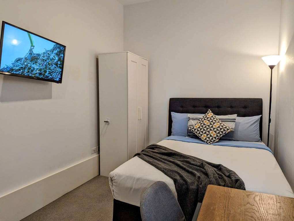  Double/Standard  -  Union, McMahons Point  - Gallery -  10