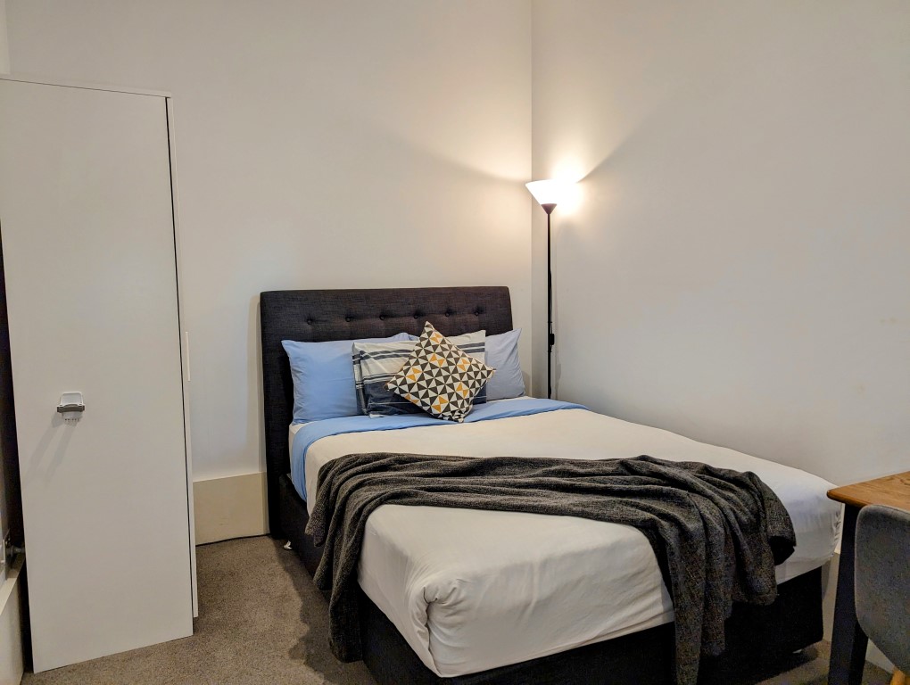  Double/Standard  -  Union, McMahons Point  - Gallery -  9