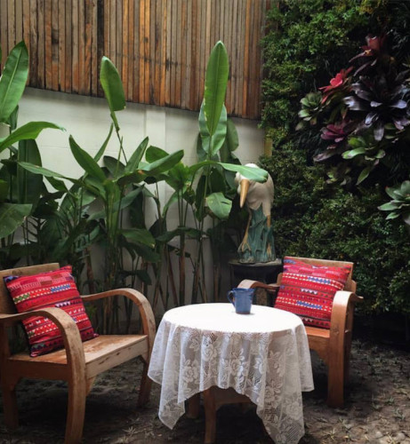 A lively residence near Nimman and Chiang Mai University