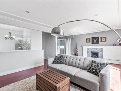 Queen Bed. 20 minutes to downtown.  - Gallery - 42