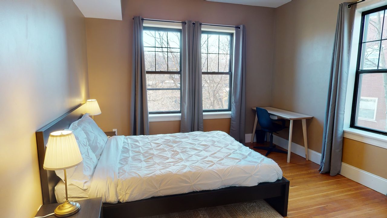 #954: Brookline - Queen Bedroom A - #954: Brookline - Gallery - 14