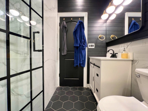 North Greenview Home - Gallery - 49