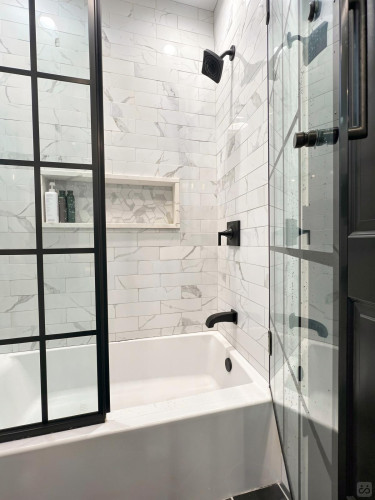 North Greenview Home - Gallery - 21