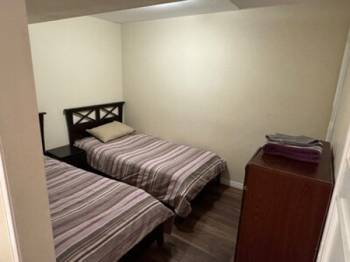 Sunnys HomeStay Toronto Mississauga - Gallery - 8