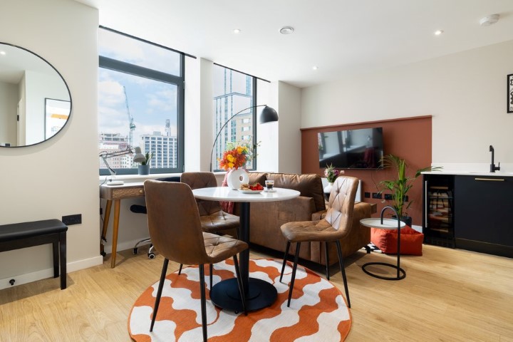 Severn Street Suites