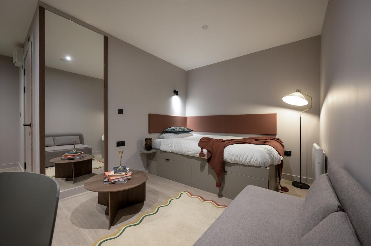Deluxe Studio Spacious Bathroom - The Pepper Mill - Gallery - 2