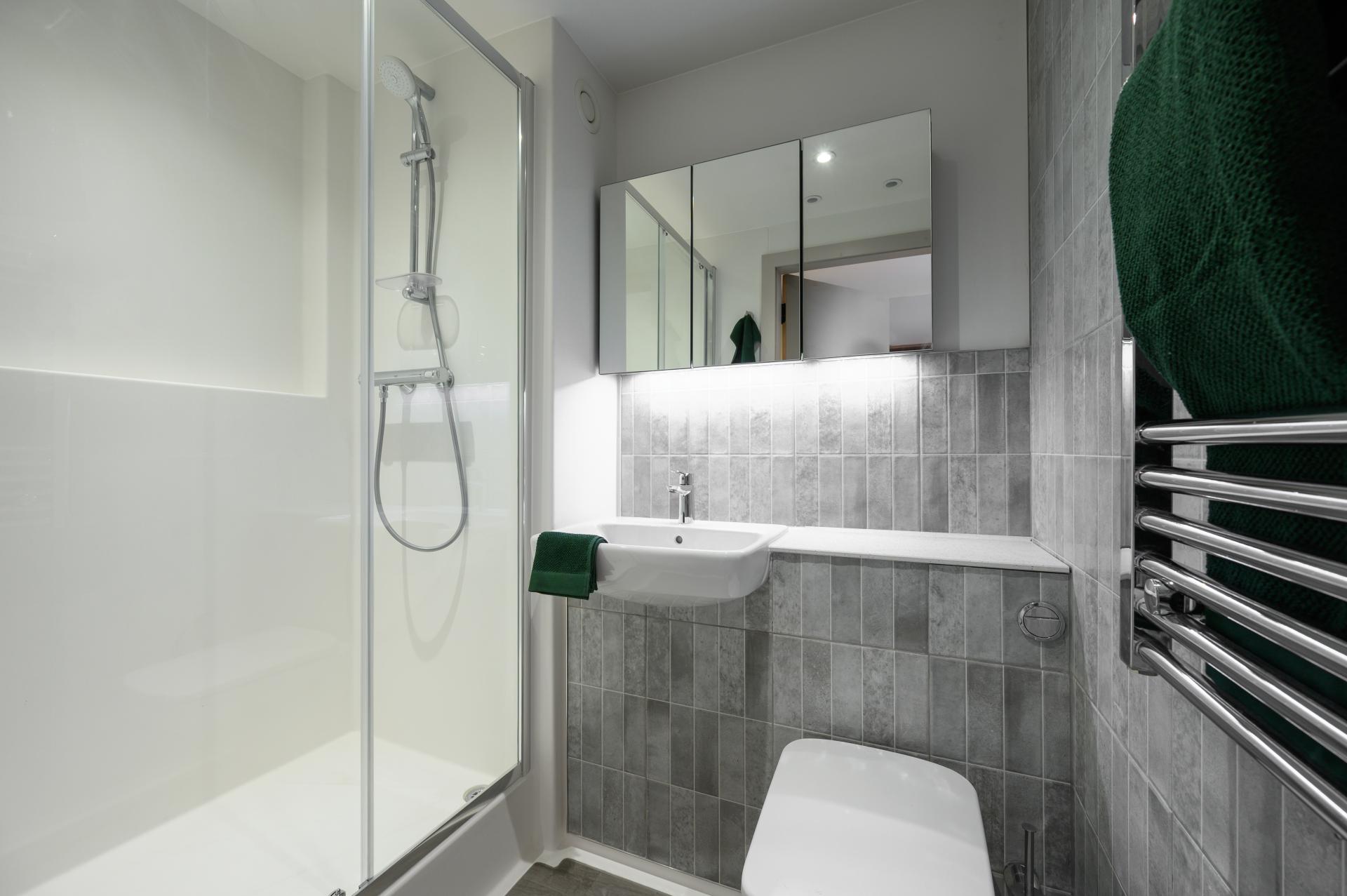  Deluxe Studio Wet Room  -  The Pepper Mill  - Gallery -  7