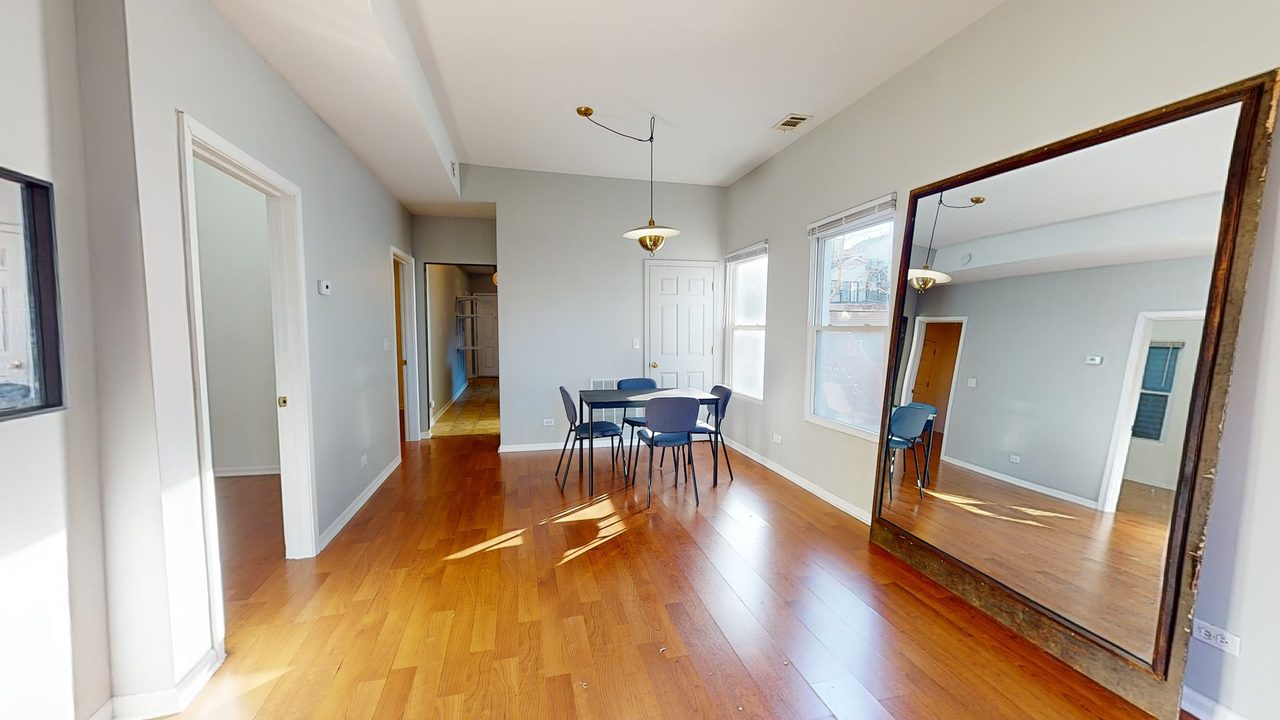 #1784: Logan Square - Queen Bedroom A - #1784: Logan Square - Gallery - 5