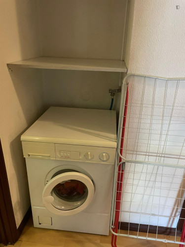 Very nice single bedroom in Celas - Gallery - 6
