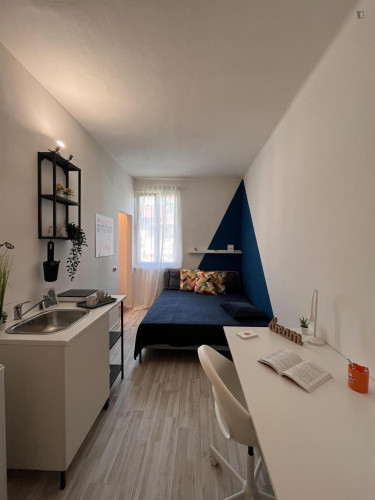 Homely single ensuite bedroom with a private kitchen, in Le Albere