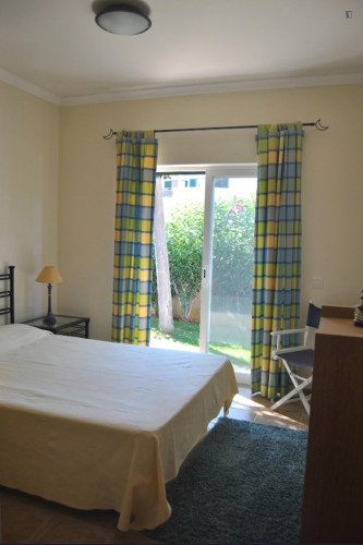 Fascinating 3 Bedroom House with a private Swimming Pool close to Luz Beach