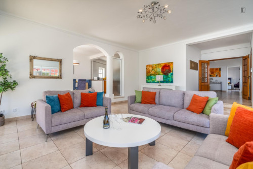 Deluxe and inviting 6-bedroom house in Lagos - Gallery - 34