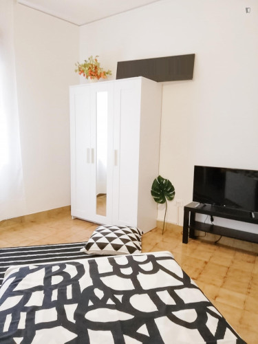 Elegant single bedroom in Veronetta