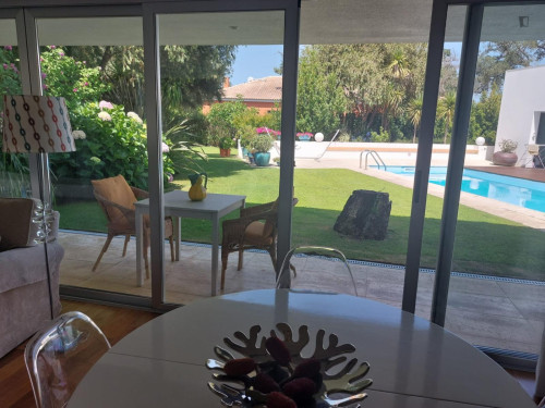 Amazing 1-Bedroom Flat, with Swimming Pool, in Montado Golf Course
