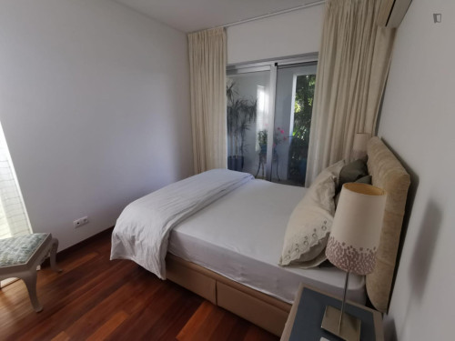 Amazing 1-Bedroom Flat, with Swimming Pool, in Montado Golf Course