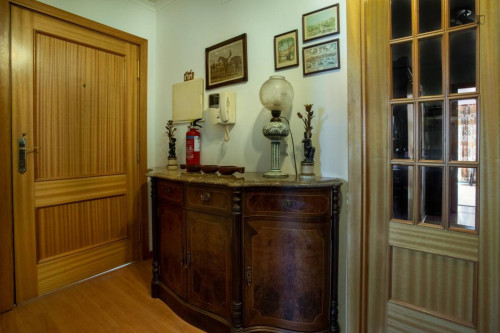 Delightful apartment in Quinta do Anjo, with private parking