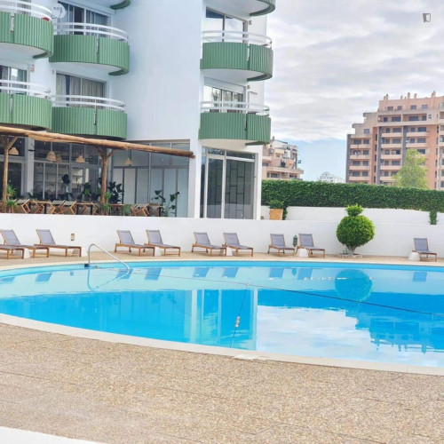 Amazing 1-bedroom apartment in Portimão - Gallery - 12