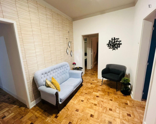 Fantastic Double Bedroom Near ISLA - Gallery - 8