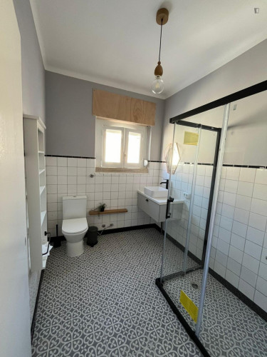 Fantastic Double Bedroom Near ISLA - Gallery - 7