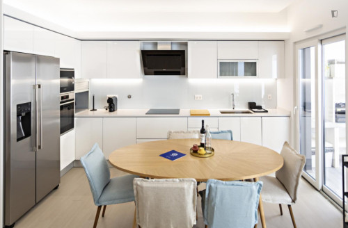 Spacious 3-bedroom apartment in Tavira  - Gallery - 16