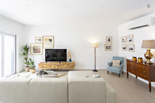 Spacious 3-bedroom apartment in Tavira  - Gallery - 11