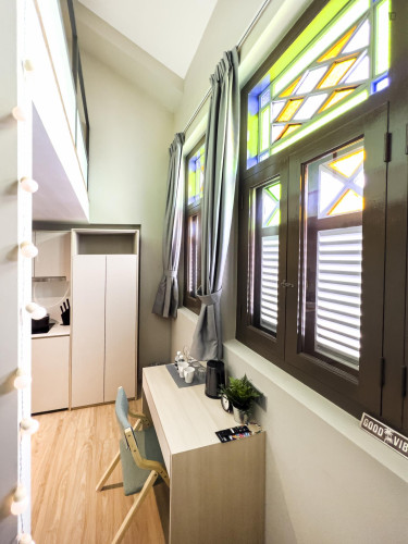 Lovely lofted studio in Kallang