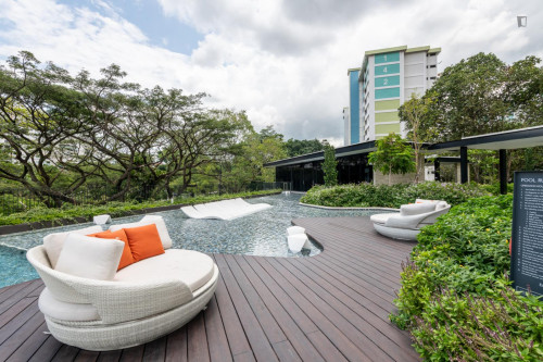 Bright single ensuite bedroom in Bukit Merah