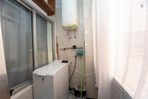 Very nice double bedroom near the Granada train station