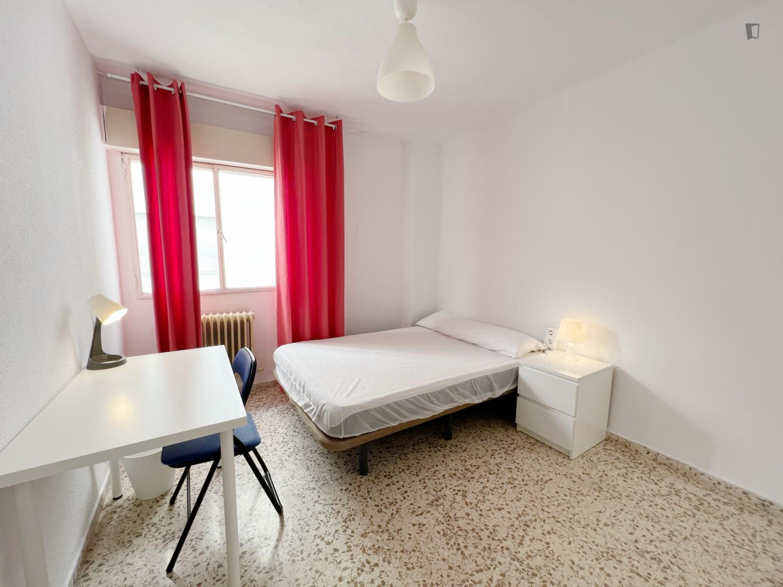 Comfy Double Bedroom Near Parque Federico García Lorca - Comfy double bedroom near Parque Federico García Lorca - Gallery - 1