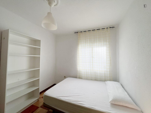 Nice single bedroom in Los Cármenes
