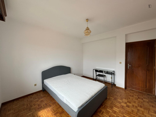 Nice double bedroom in Macedo de Cavaleiros