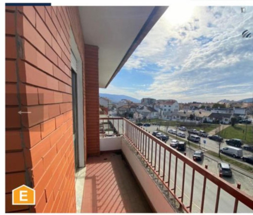 Nice double bedroom in Macedo de Cavaleiros - Gallery - 9