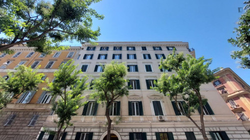 Beautiful 2-bedroom apartment in Prati - Gallery - 10