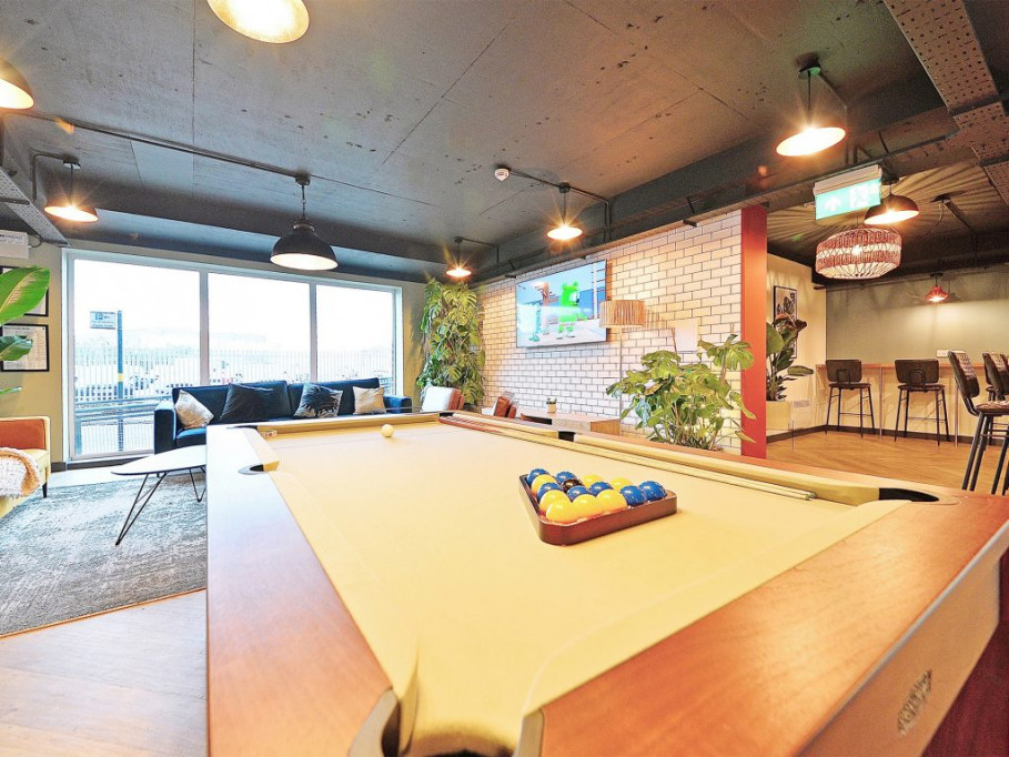 homes for students Canalside