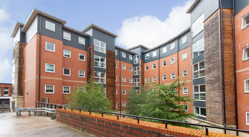 homes for students Canalside