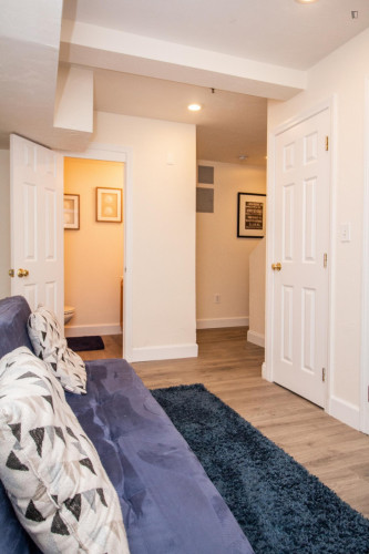 Very neat 2-bedroom apartment in Riverside